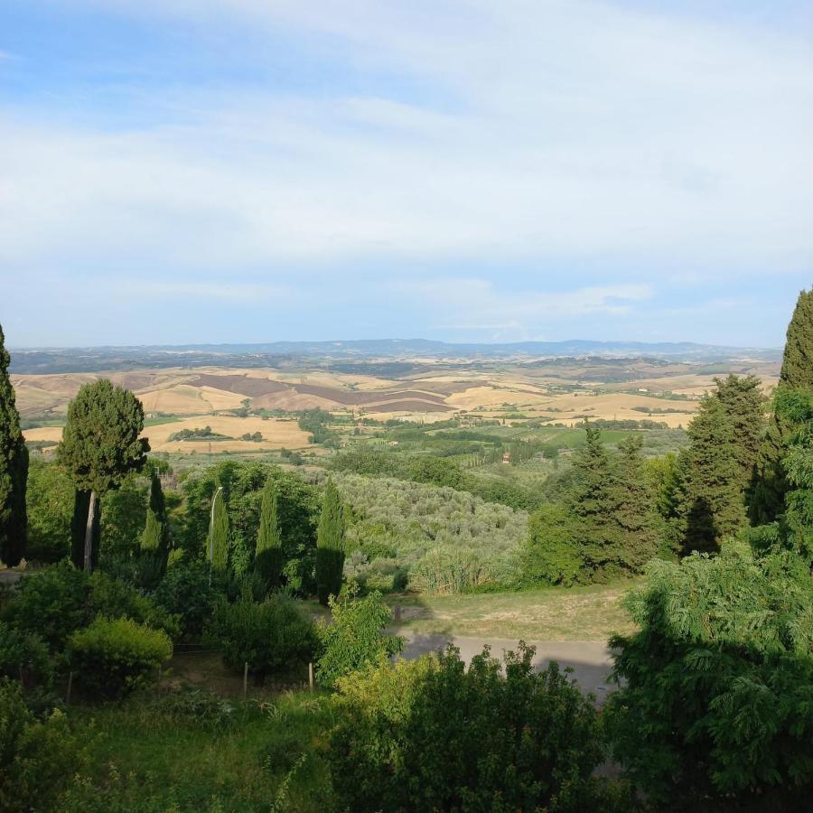 La Casina Di Guido Appartement Chianni Buitenkant foto